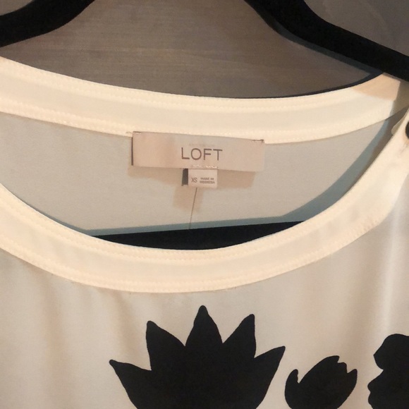 Black and white vintage throwback style LOFT blouse. XS - Picture 8 of 15